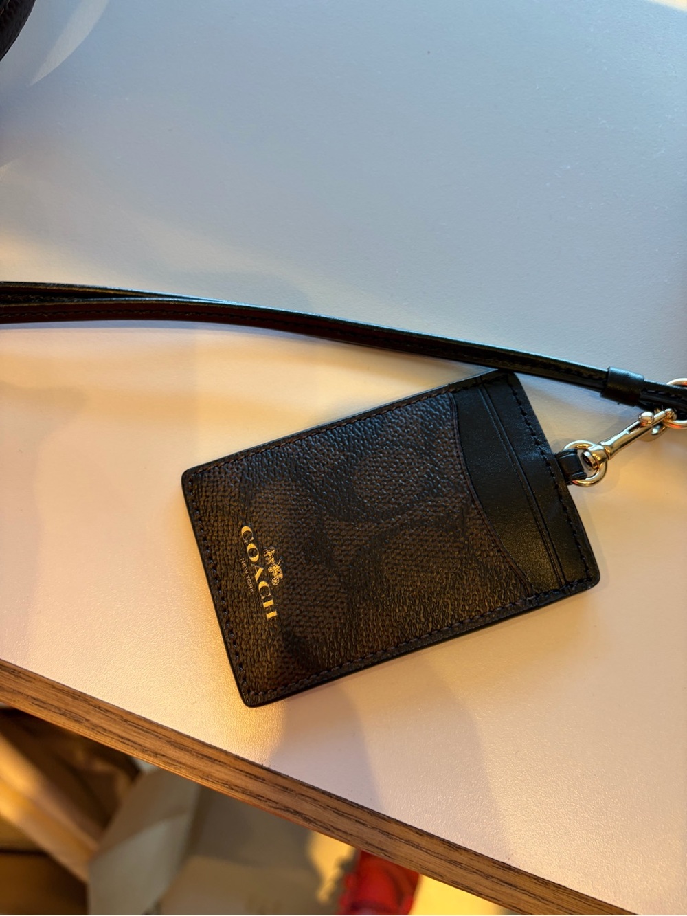 Coach Black Signature Card Holder with Lanyard dark brown new